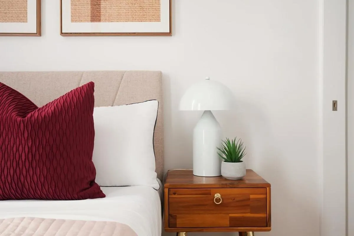 153-5A Charming 2Br Lower East Side New York Apartment